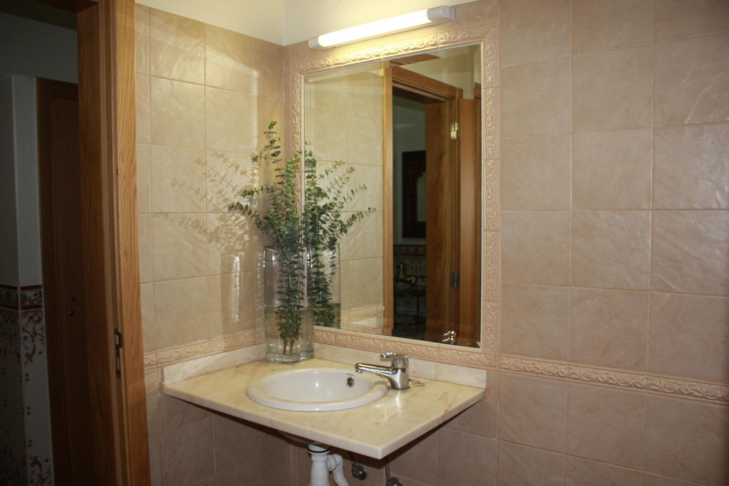 Angela Guest House Lagos Zimmer foto